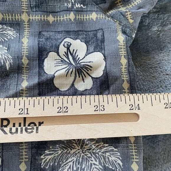 Tommy Bahama Shirt Mens Large Gray  Floral Hawaiian Silk Button Up Short Sleeve - Picture 8 of 9